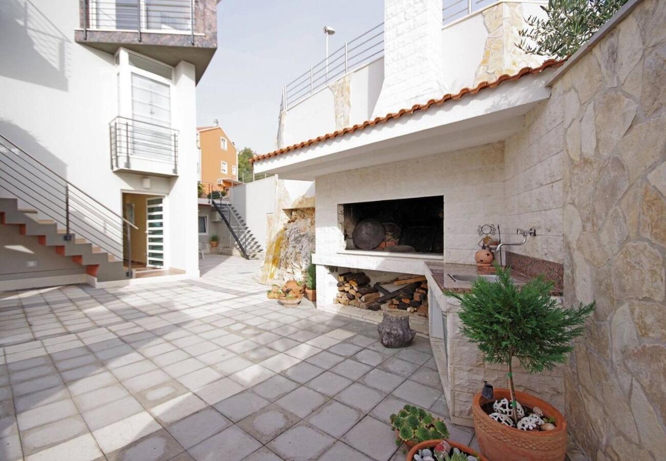 Apartments Javi - Free Private Parking تروغير المظهر الخارجي الصورة