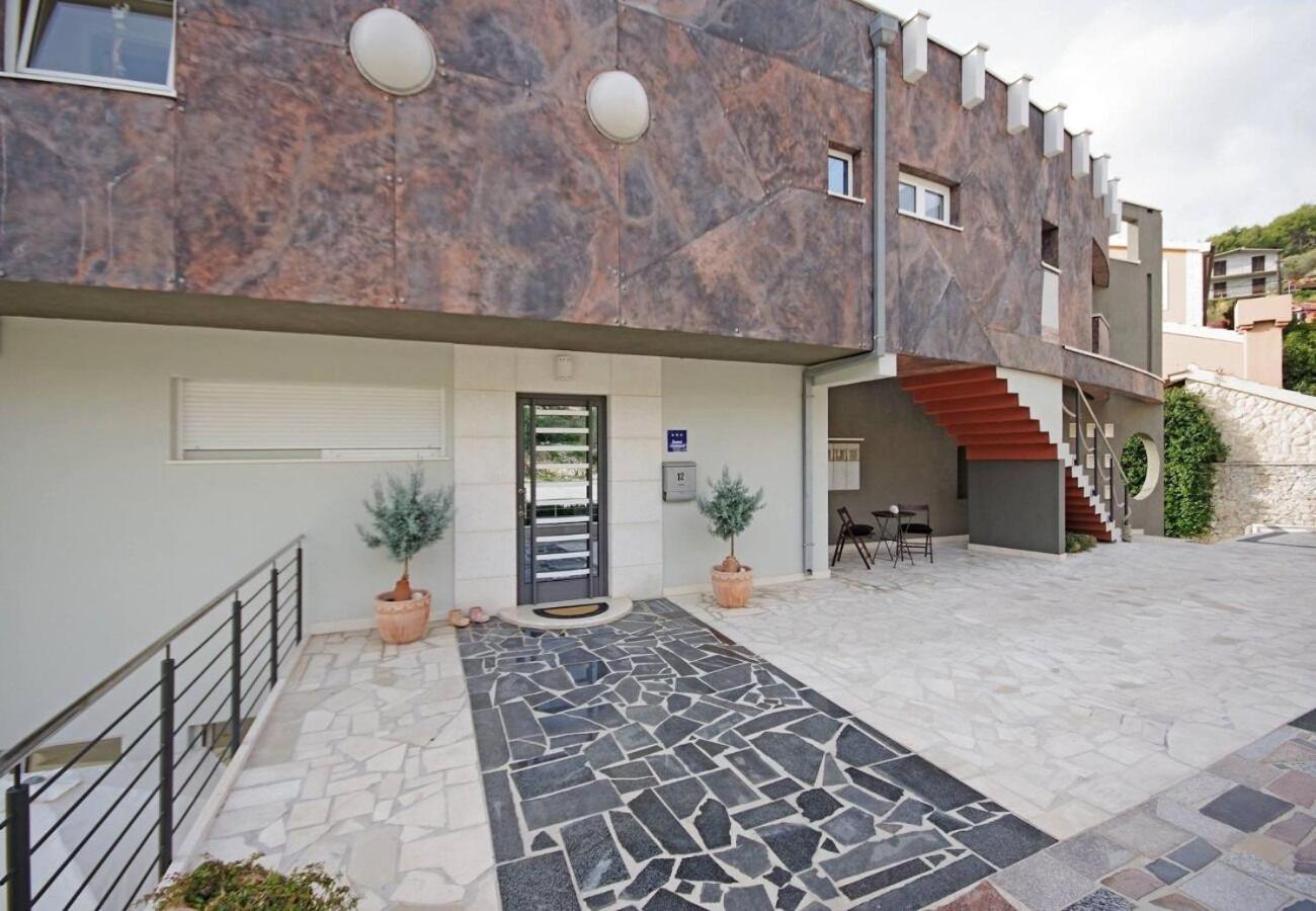Apartments Javi - Free Private Parking تروغير المظهر الخارجي الصورة
